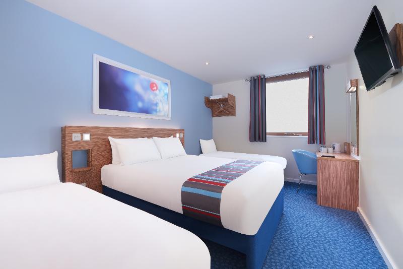 Travelodge London Richmond Central Екстериор снимка